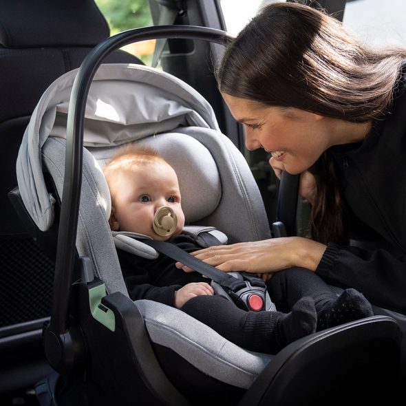THULE SET AUTOSEDAČKA MAPLE + ZÁKLADNA ALFI + CLONY KIKKABOO - AUTOSEDAČKY 0-13KG - AUTOSEDAČKY A PŘÍSLUŠENSTVÍ