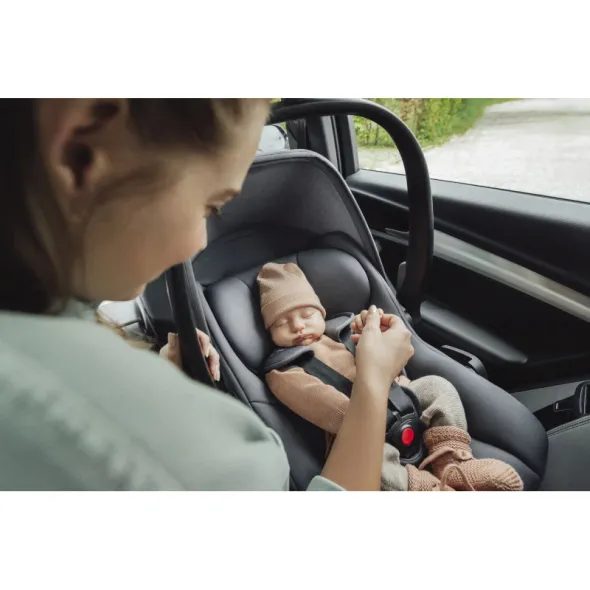 BRITAX RÖMER SET BABY-SAFE CORE + CORE BASE - AUTOSEDAČKY 0-13KG - AUTOSEDAČKY A PŘÍSLUŠENSTVÍ