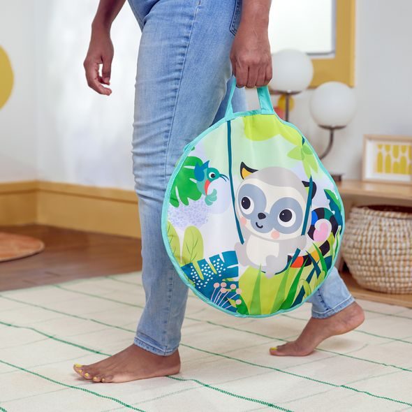 BRIGHT STARTS HRACÍ BAZÉNEK S MÍČKY ROWDY RAINFOREST™ STOW & GO, 6M+ - PÍSKOVIŠTĚ A BAZÉNKY - PRO DĚTI