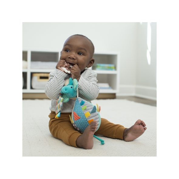 INFANTINO ZÁVĚSNÝ BALÓN SE SLONEM - HRAČKY K ZAVĚŠENÍ - PRO DĚTI