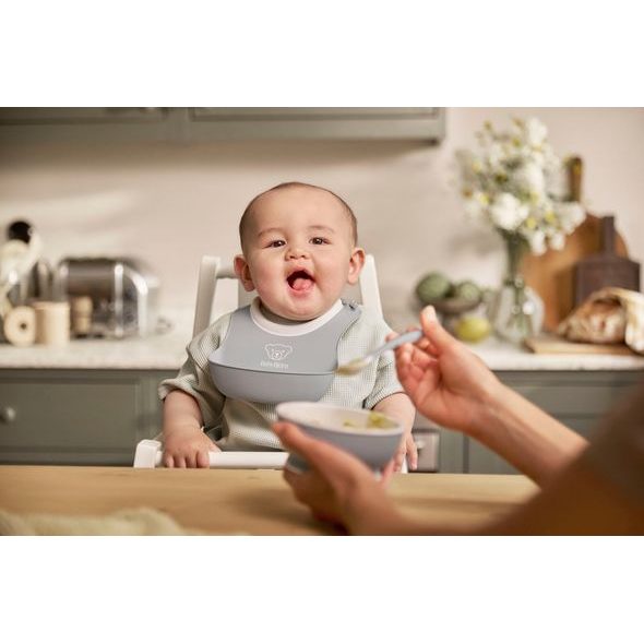 BABYBJORN BABYBJORN SET NA KRMENÍ 3 DÍLNÝ,MALÝ BRYNDÁK, MISKA A LŽIČKA, SVĚTLE ŠEDÝ - VÝHODNÉ SADY - KRMENÍ