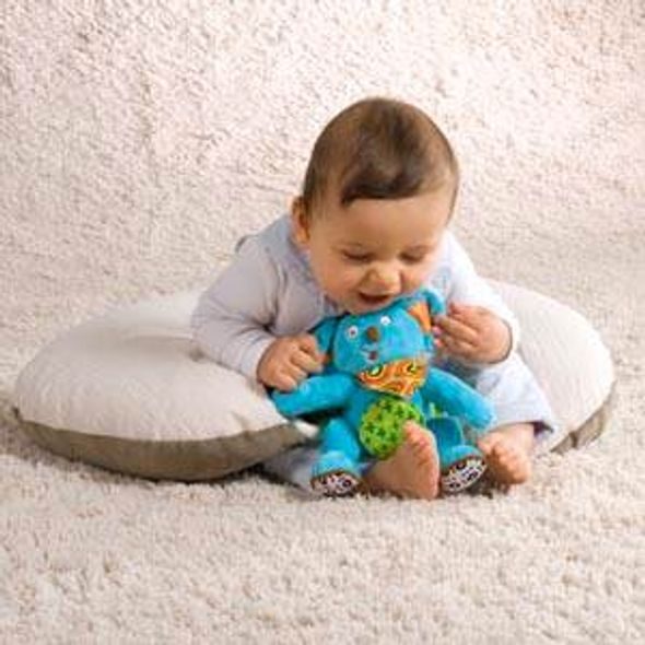BABYMOOV HRAJÍCÍ MAZLÍČEK - HRAČKY SE ZVUKY - PRO DĚTI