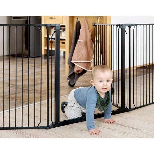 BABY DAN UNIVERZÁLNÍ PROSTOROVÁ ZÁBRANA BABYDAN COMBIFIT XXL, ČERNÁ - OHRÁDKY - KOUPÁNÍ A ZDRAVÍ