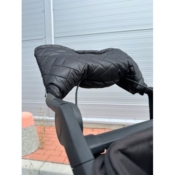 PINKIE RUKÁVNÍK ZIG ZAG NA THULE - RUKÁVNÍKY NA KOČÁREK - KOČÁRKY A PŘÍSLUŠENSTVÍ