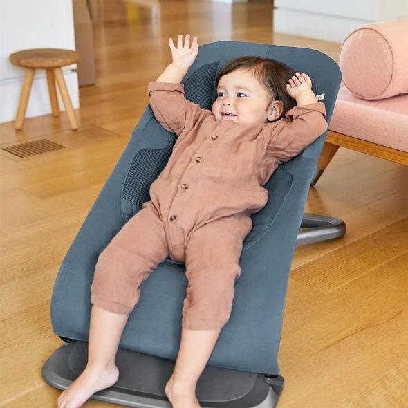 ERGOBABY ERGOBABY L EVOLVE LEHÁTKO - OXFORD BLUE - LEHÁTKA A HOUPADLA - SPINKÁNÍ