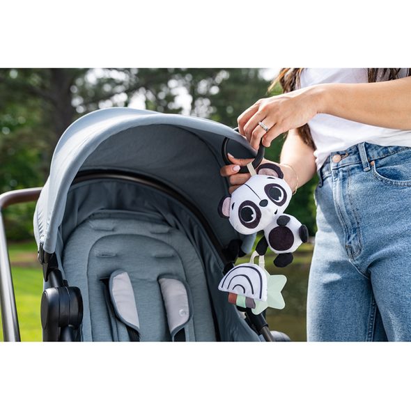 TINY LOVE ZÁVĚSNÁ PANDA BLACK & WHITE - HRAČKY K ZAVĚŠENÍ - PRO DĚTI