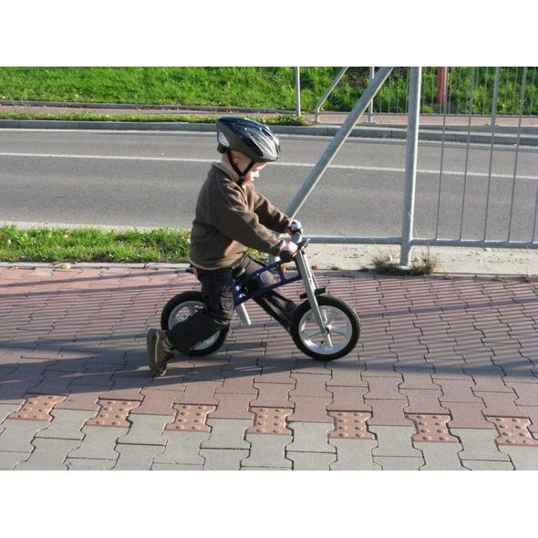 FIRSTBIKE PRVNÍ DĚTSKÉ KOLO ODRÁŽEDLO - DĚTSKÁ KOLA ODRÁŽECÍ - NOŠENÍ & SPORT