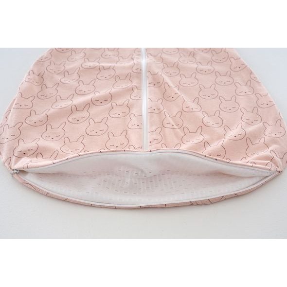 TRÄUMELAND LETNÍ SPACÍ PYTEL LIEBMICH KUSCHELHASE BEIGE 60 CM - SPACÍ PYTLE - SPINKÁNÍ