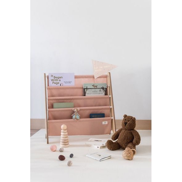 3 SPROUTS STOJAN NA KNÍŽKY RECYCLED SOLID/CLAY - DEKORACE A POLIČKY - SPINKÁNÍ