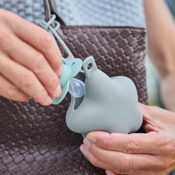 DOOKY SILIKONOVÉ POUZDRO NA DUDLÍK GREY STAR - ŠIDÍTKA A DOPLŇKY - KRMENÍ