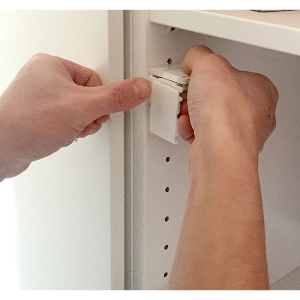 BABYDAN MAGNETICKÝ UZÁVĚR PRO SKŘÍNKY MAGNET CABINET LOCK, BIO - BEZPEČNOST DĚTÍ V DOMÁCNOSTI - KOUPÁNÍ A ZDRAVÍ