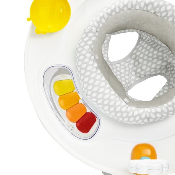 SKIP HOP AKTIVNÍ CENTRUM 3V1 - EXPLORE & MORE 4M+ - HRAZDIČKY - PRO DĚTI