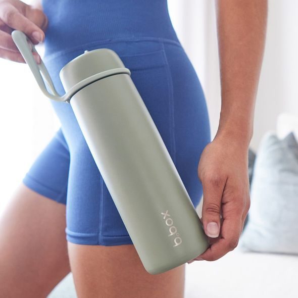 B.BOX NEREZOVÁ TERMOLAHEV S BRČKEM 690 ML - OLIVE - TERMOOBALY A TERMOSKY - KRMENÍ