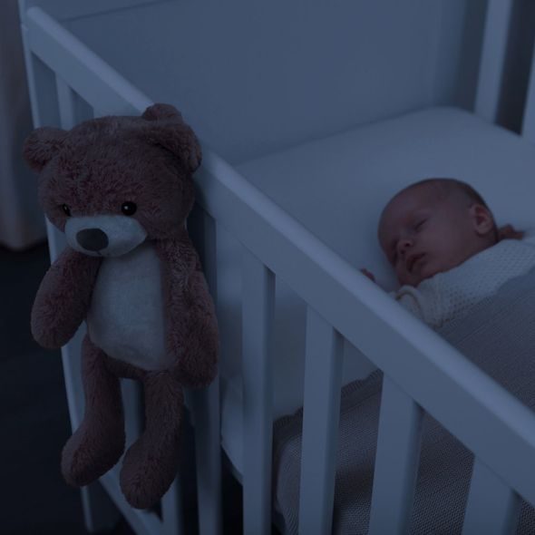 ZAZU MEDVÍDEK BRODY RŮŽOVÝ SLEEPTRAINER S MELODIEMI A NOČNÍM SVĚTLEM - TRÉNINKOVÉ BUDÍKY - SPINKÁNÍ