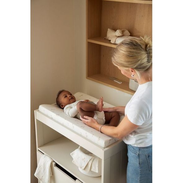 BEBE-JOU PŘEBALOVACI PODLOŽKA DVOUSTRANNÁ BÉBÉ-JOU DEAR GOOSE ALLOVER 72X44 CM - PŘEBALOVACÍ PODLOŽKY - PŘEBALOVÁNÍ