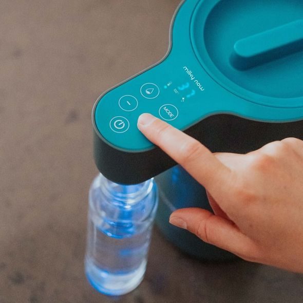 BABYMOOV OHŘÍVAČ A DÁVKOVAČ VODY MILKY NOW - KUCHYŇSKÉ PŘÍSTROJE - KRMENÍ