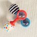 BABY EINSTEIN HRAČKA CHRASTÍTKO SHAKE & GROOVE™ 2KS, 0M+ - MOTORICKÉ A HUDEBNÍ - PRO DĚTI