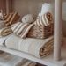 MEYCO DEKA Z PŘEDEPRANÉHO MUŠELÍNU A ŽAKÁRU 100X150 - STRIPE SAND - DĚTSKÉ DEKY PRO MIMINKA - SPINKÁNÍ