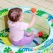 BRIGHT STARTS HRACÍ BAZÉNEK S MÍČKY ROWDY RAINFOREST™ STOW & GO, 6M+ - PÍSKOVIŠTĚ A BAZÉNKY - PRO DĚTI