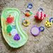 BABY EINSTEIN DEKA NA HRANÍ 2V1 S VODNÍ PODLOŽKOU SEA FLOOR EXPLORERS™ 0M+ - HRACÍ DEKY - PRO DĚTI
