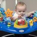BABY EINSTEIN SKÁKADLO NEPTUNE’S OCEAN DISCOVERY™ 6M+ DO 11KG - VOZÍTKA A ODRÁŽEDLA - PRO DĚTI