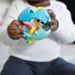BABY EINSTEIN HRAČKA SENZORICKÝ MÍČ S KOUSÁTKEM RATTLE & SENSE™ 3M+ - SENZORICKÉ HRAČKY - PRO DĚTI