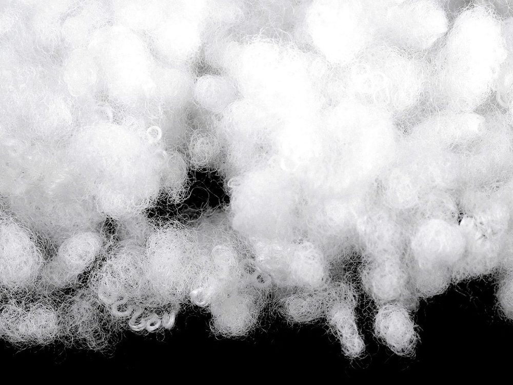 Kuličky z dutého vlákna VÝPLŇ bělená 1 kg - bílá
