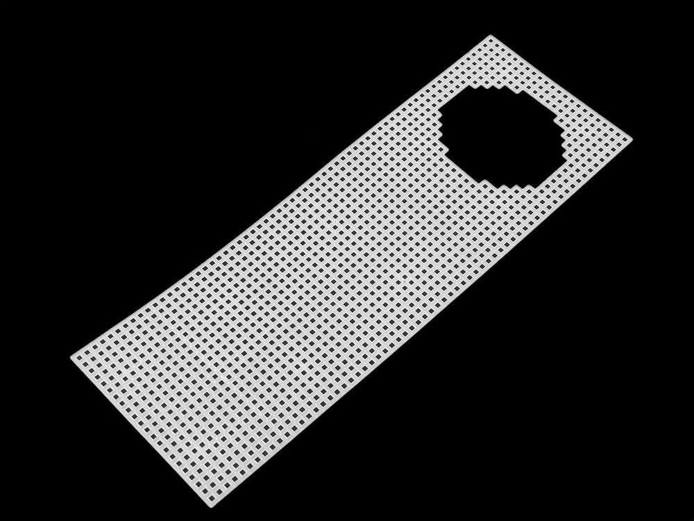 Plastová kanava / mřížka vyšívací záložka do knihy 8,7x24,8 cm - bílá