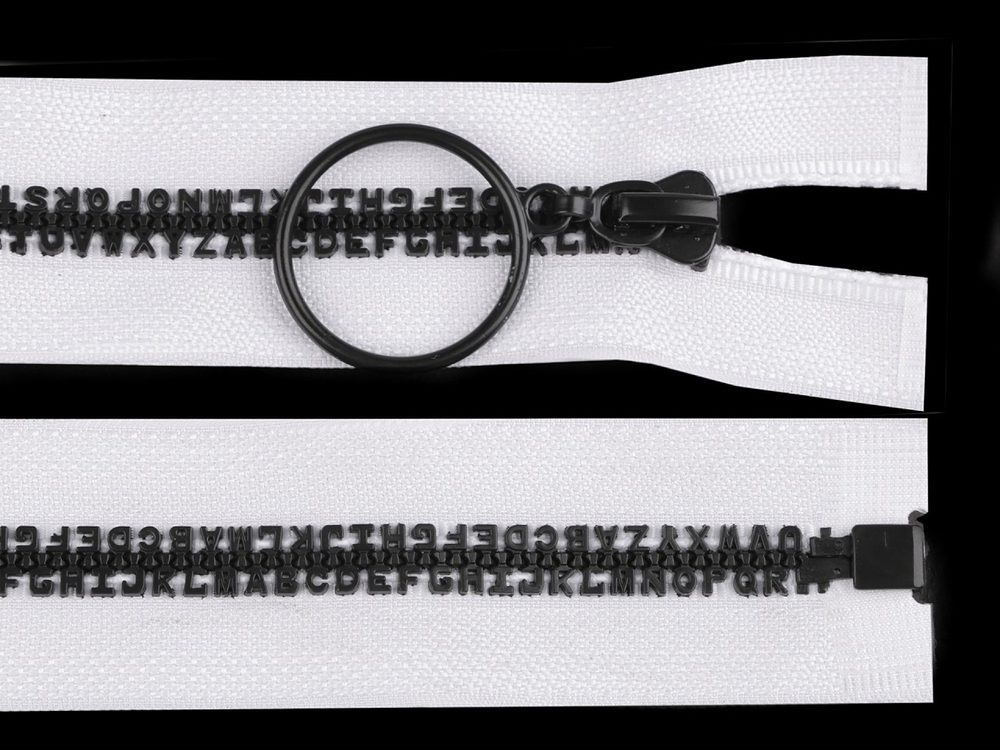Kostěný zip šíře 5 mm délka 70 cm písmenka - 101 bílá
