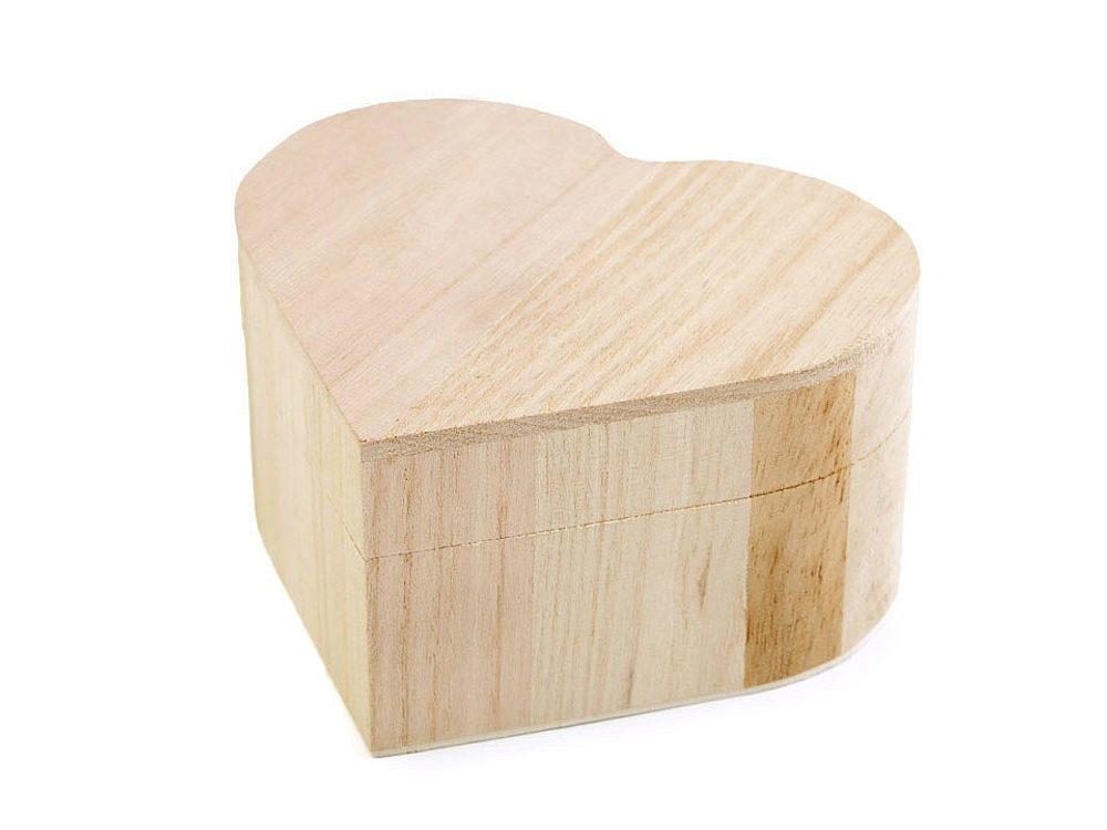 Dřevěná krabička k dozdobení - 3 přírodní srdce