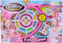 Korálky navlékací kreativní set s provázky v krabici