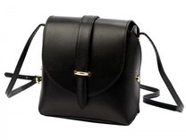 Kožená moderní malá dámská crossbody kabelka černá