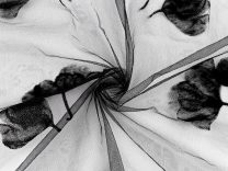 Tyl s listy ginkgo metráž