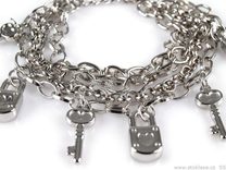 Kovový náramek s přívěsky   (1 ks)