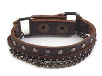 Kožený náramek s řetízkem a cvočky