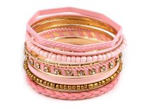 Sada krásných náramků