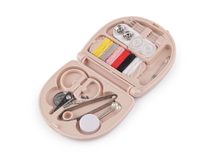 Cestovní šitíčko v plastové krabičce