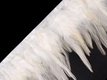 Prýmek - kohoutí peří šíře 12 cm METRÁŽ