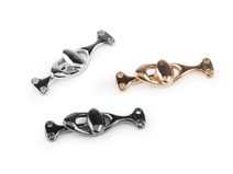 Kovové ozdobné zapínání 10x36 mm