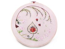 Sada na vyšívání s předtištěným motivem