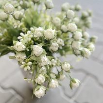 Umělá textilní růže s poupaty - červená 40 cm