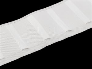 Řasící stuha na závěsy šíře 75 mm s poutky na kovové háčky METRÁŽ