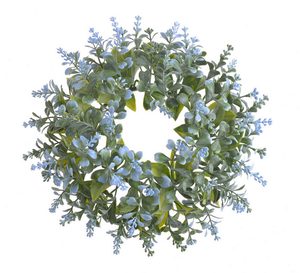Plastový věnec s modrými květy 27 cm