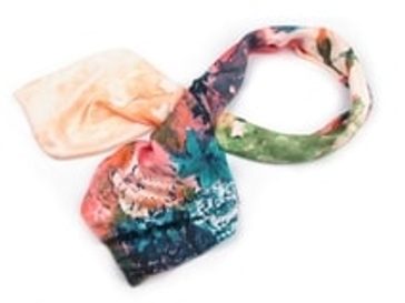 Jarní sezóna ve znamená dámských šátků / Naše tipy zde