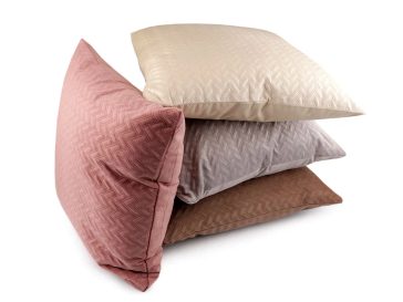 Lacná a rychlá zmena interiéru pomocí obliečok na vankúše