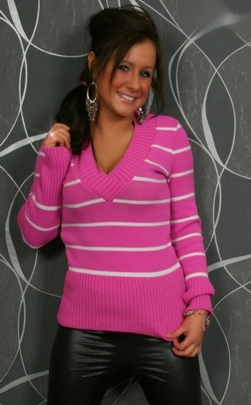 Dnes rozšíříme nabídku oblečení a doplňků o nové modely - hlídejte to! :)