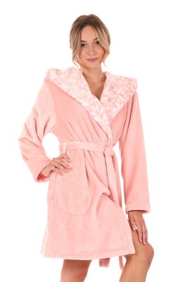 Krátký dámský župan s kapucí Flora růžová perla 48 56 3050{% if product.brand.name %} – Vestis{% endif %}