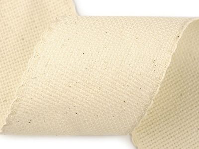Kanavný pás šíře 70 mm zoubkovka METRÁŽ{% if variant.name %} – 6 naturale{% endif %}