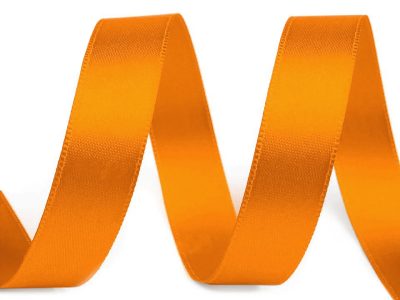 Atlasová stuha oboulící šíře 15 mm návin 20 metrů{% if variant.name %} – 211 žlutá žloutková{% endif %}
