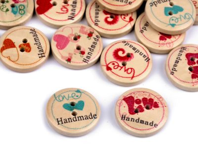 Dřevěný dekorační knoflík Handmade mix 50 kusů{% if product.brand.name %} – Galanterka{% endif %}